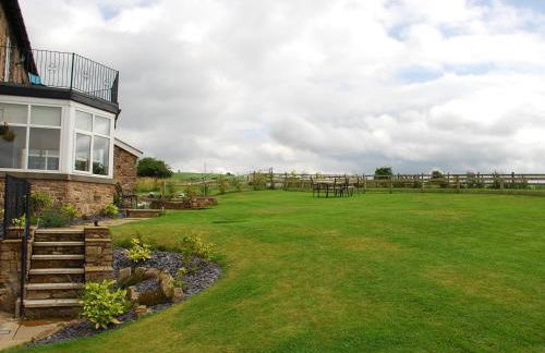 Shallcross Hall Cottages - Combs - Photo 7