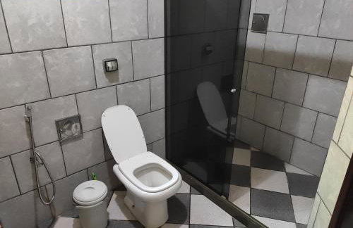 Cabo Frio, Piscina de frente pro Mar, Pé na areia - Foto 24