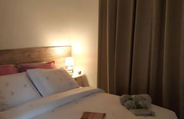 Vue panoramique sur le château,montagne et grottes - Foto 9