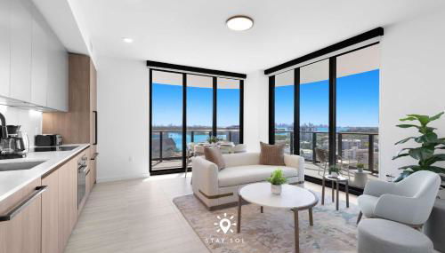 Chic 2BR Apartment Gym & Balcony Views - Foto 4