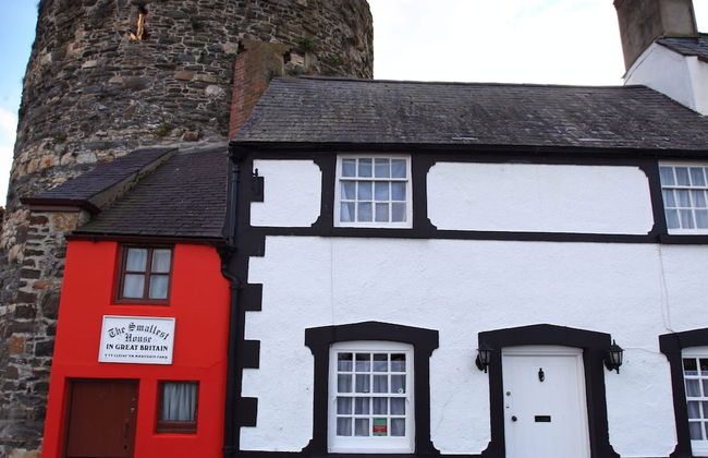 The Sailing Club - 6 Bedroom Hot Tub Town Centre - Photo 7