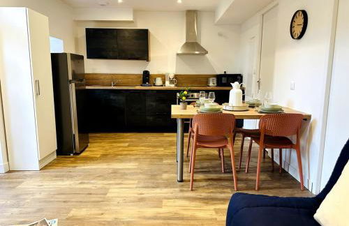 Les Douves - Cité Médiévale de Fougères - Foto 15