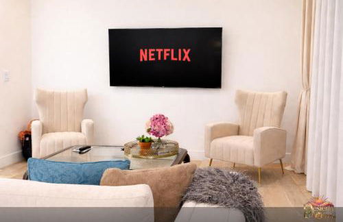 Scottsdale 3BR with Private XL Rooftop, 2Car Garage, Heated Pool & Hot Tub, EV L2, 12min to Airport - Foto 9