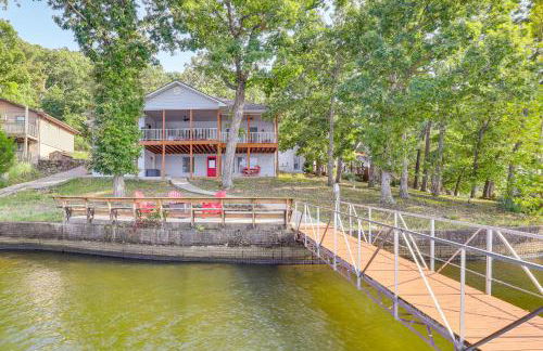 Boat, Fish and Explore! Gem on Lake of the Ozarks - Foto 1