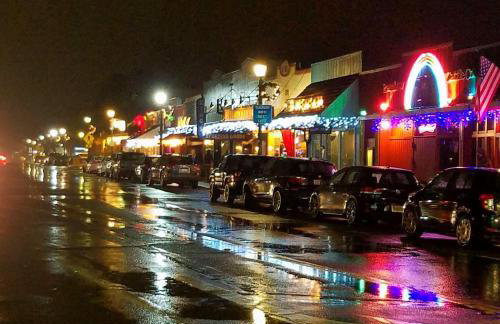 Aunt Ginnys River View - Photo 42