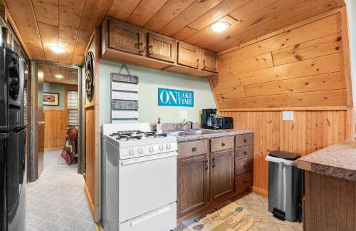 8 Mi to Dogwood Canyon Cozy Cabin with Deck - Foto 8