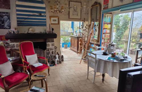 La Maison Bleue de Husseau Ancienne ferme semi-troglodytique 18e siècle - Foto 18