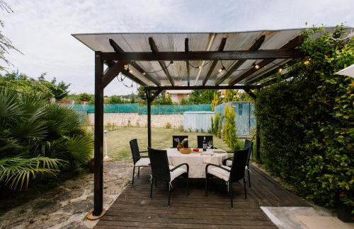 Sani Eclectic Family Villa, private garden - Foto 42