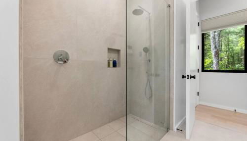 Modern Family Retreat in the Catskills Wilderness - Foto 4