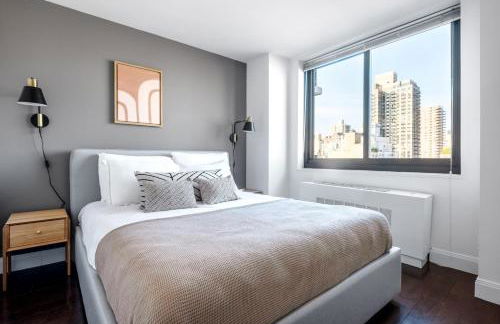 UES 1BR w Gym Doorman Stunning Roof NYC-505 - Foto 8