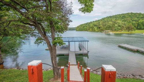 Family Friendly Lakefront with Private Dock Fire Pit Near Marinas - Foto 5