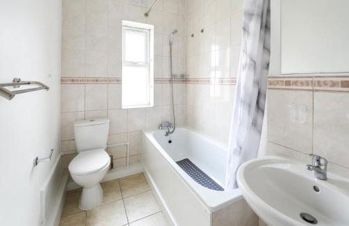 Great spacious 2 bedroom flat - Photo 5