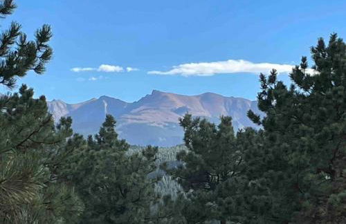 New! Historic Chalet in Colorado National Forest - Foto 12