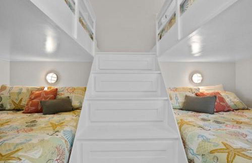 Luxury 3BR Beach Cabin w Gulf Views and Soaking Tub - Foto 31