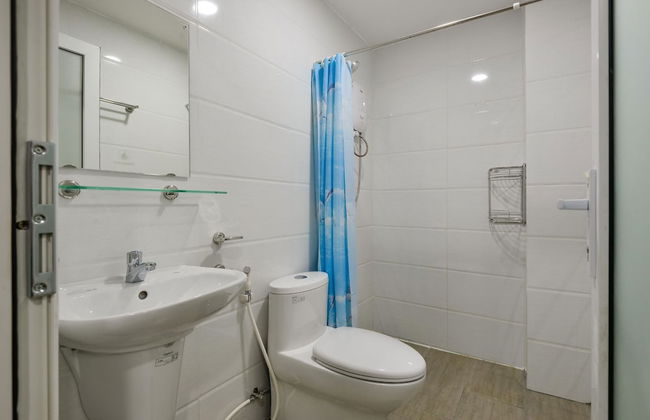 Your Home Serviced Apartment - Photo 12