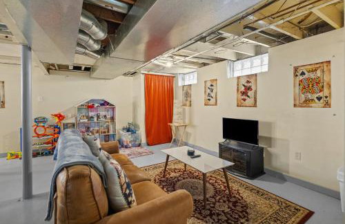 Game House in Royal Oak with Tiki Hut Dog Friendly - Foto 12