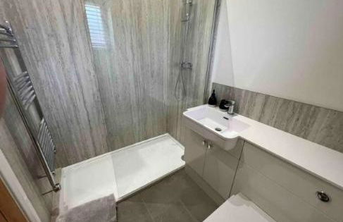 Spacious 3 Bedroom Sandstone Lodge - Foto 8