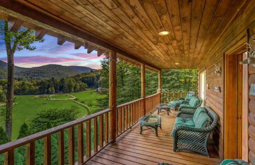 Spacious Villa Rental with a Pool for a Large Group near Catskill Mountains, New York - Photo 58