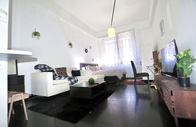 The Quiz Property - Photo 1