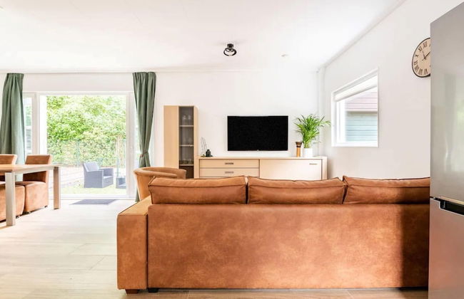 Charming Holiday Home in Poortugaal With Garden - Foto 22