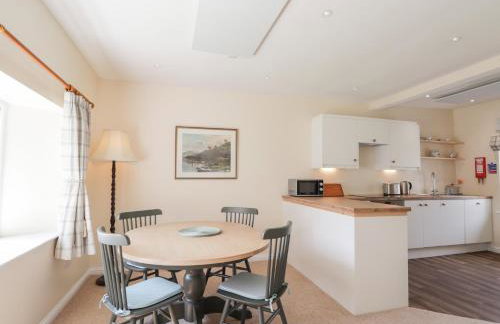 South Cottage - Photo 9