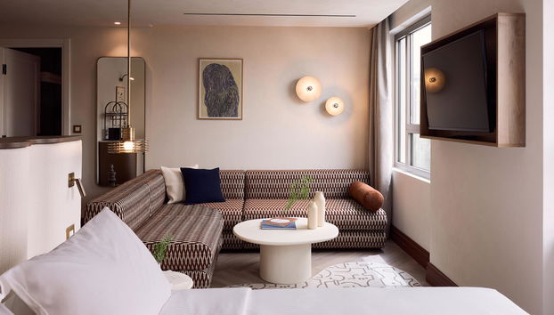 A for Athens - Photo 4