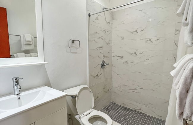 Nando's Place - Foto 23