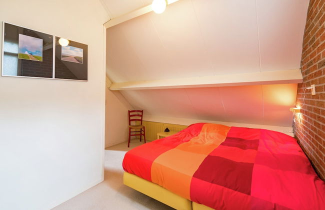 Cozy Holiday Home with Hot Tub in Lauwersoog by Lake - Foto 3