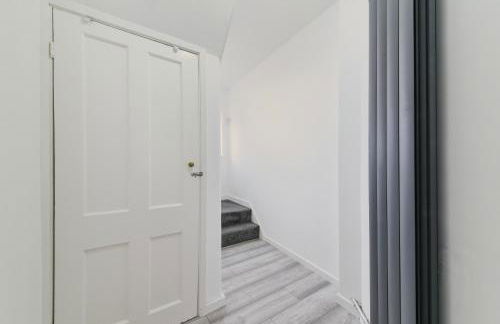2-Bed House, Bromley, Free Parking, 30 min to Central London - Sleeps 6 - Foto 24