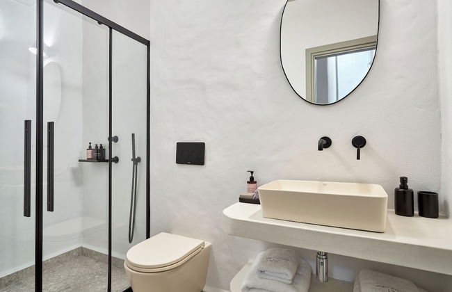 Tholaria Boutique Hotel - Photo 76