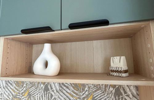 Sweet and comfy in Hyper City center with Netflix, Prime and Disney Plus included - Foto 16