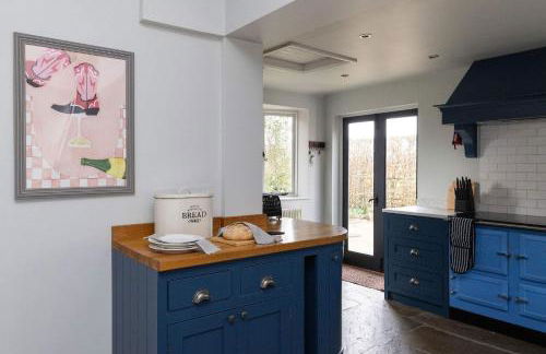 House & Annexe Sleeps 18 Heated Pool - Photo 18