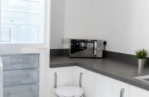 Stylish Apartment - Selly Oak - Fast Wi-Fi - Parking 20CC - Foto 25