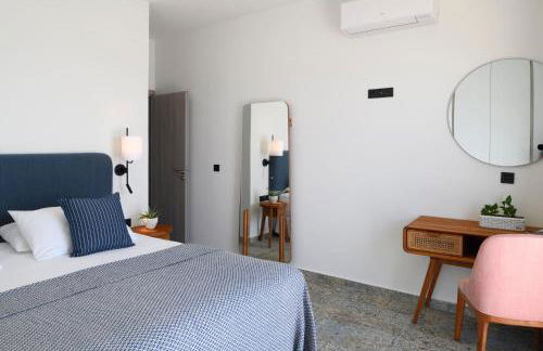 Rozites Luxury Beachfront Villa, By Hellocrete - Foto 21