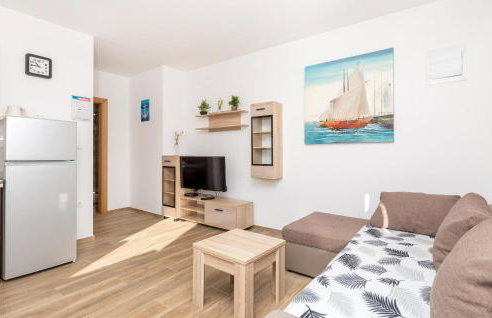 6 Bedroom Stunning Home In Lukovo - Foto 15