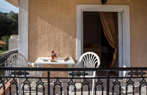 Paradise Bar Apartments - Photo 27