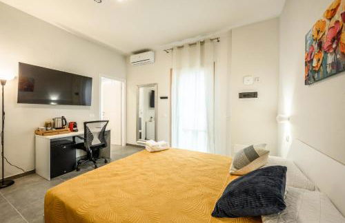 College Suites - Photo 19