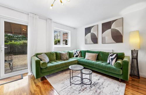 4 Bedroom House by Homestyles Hosts - Short Lets and Serviced Accommodation Islington - Private En-Suite - Foto 10
