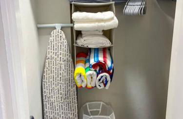 Cool Breeze Home -steps to the beach with Pool! - Foto 6