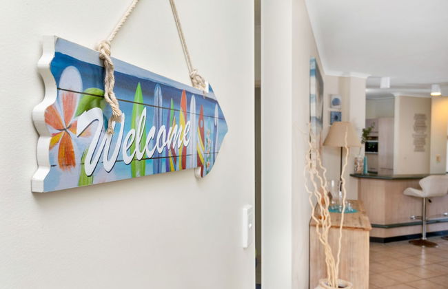 Beachfront Bliss 3-bedroom Apartment with Sea View 4 - Foto 15