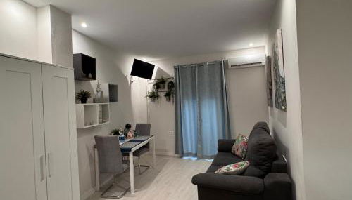 La Joya de la Caleta. A 60 mts playa. - Foto 1