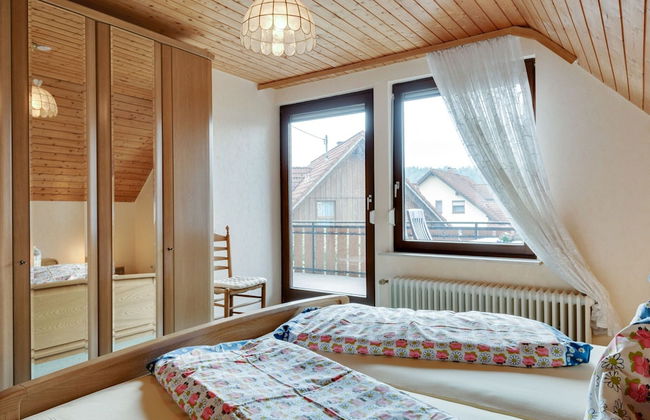 Welcoming Apartment in Niedereschach OT Kappel near Lake - Photo 4