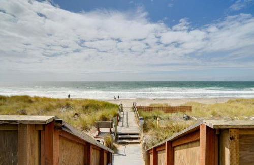 Oceanfront Watsonville Condo with Beach Access! - Foto 1