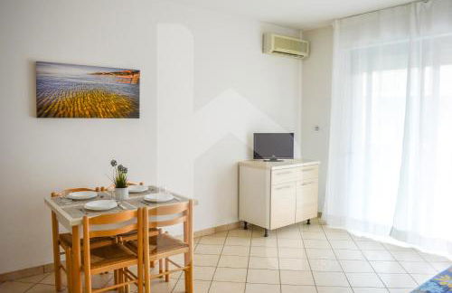 Homiday - Green Bay Village - Photo 41