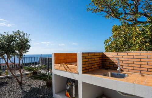 Villa La Perla by LovelyStay - Photo 55