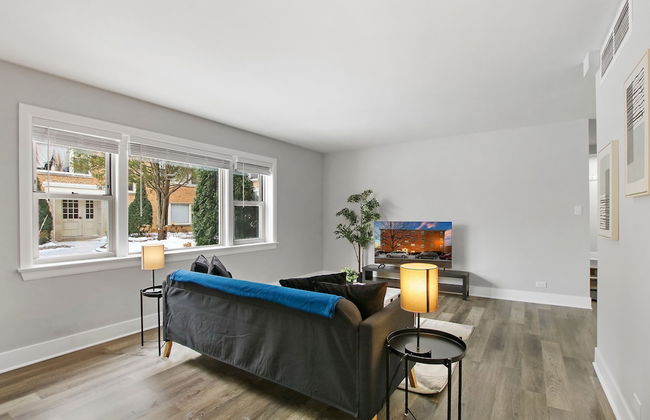 Fascinating 1BR Apartment in Skokie - Foto 14