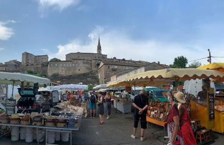 Vila Joyeuse - Foto 23