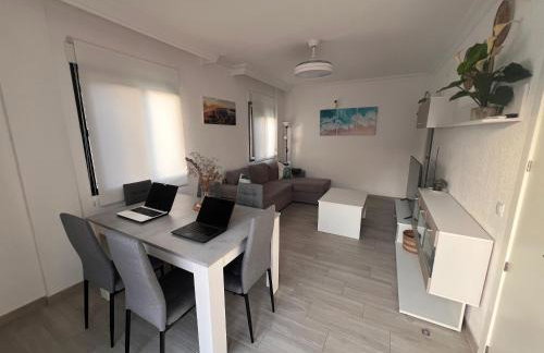 Ático De Lujo 140m2 con Terraza en el Centro, junto a la playa, restaurantes y chiringuitos en Punta Umbría - 10 Personas - Foto 6