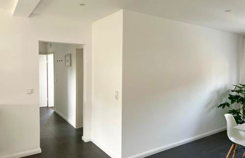 Elegante Apartment in Erftstadt mit Balkon, Zentral, Bahnhof nah, Phantasialand Brühl bei Cologne - Foto 28