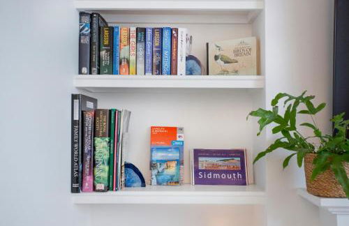 Holmdale House - Photo 6